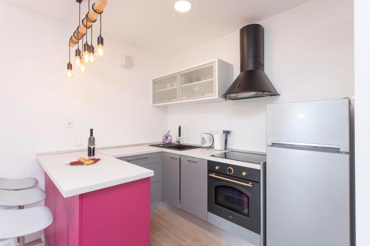 Apartmani Antiqua Zivogosce Luaran gambar