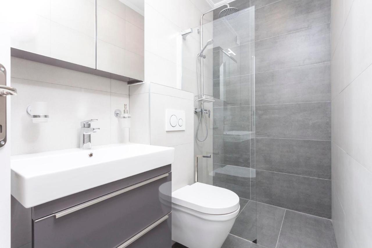 Apartmani Antiqua Zivogosce Luaran gambar